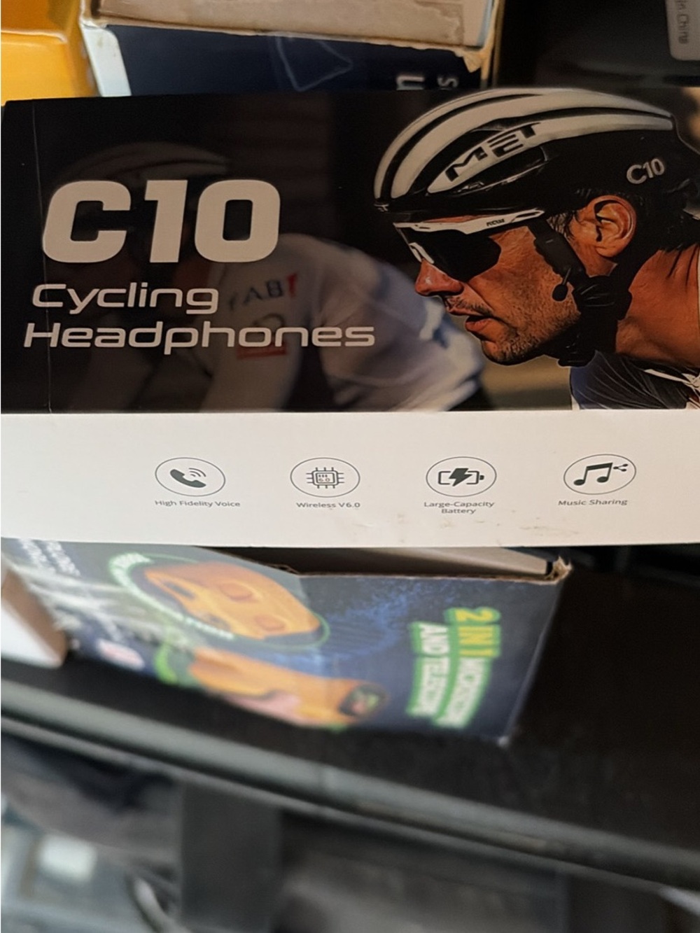 C10 Cycling Headphones - Black and White